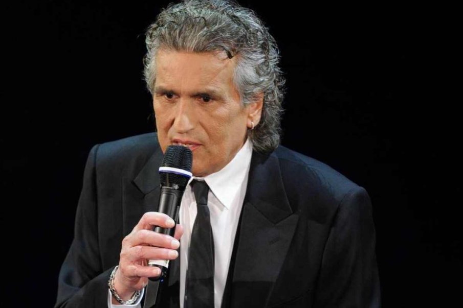 ИТАЛИЯ В СЪЛЗИ: Почина Тото Кутуньо