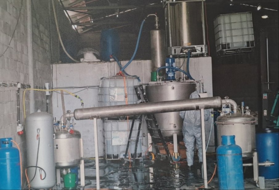 Трима нидерландци са привлечени под отговорност за нарколабораторията край Търговище (СНИМКИ)