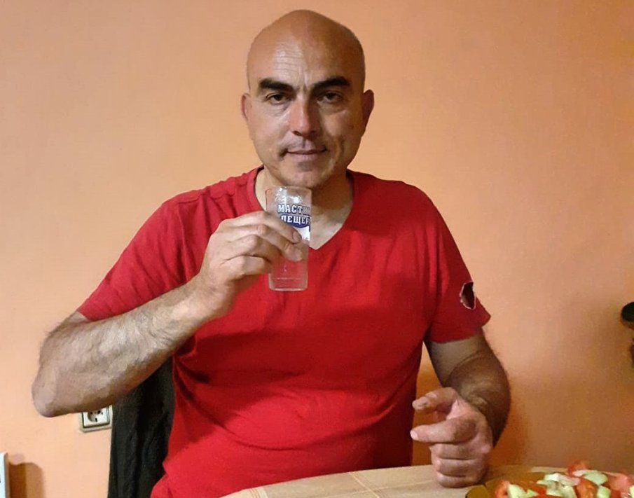 ВИЖТЕ ГО ДОБРЕ! Кмет би с колан момиче със заболяване: Това не е дете, а жив изрод