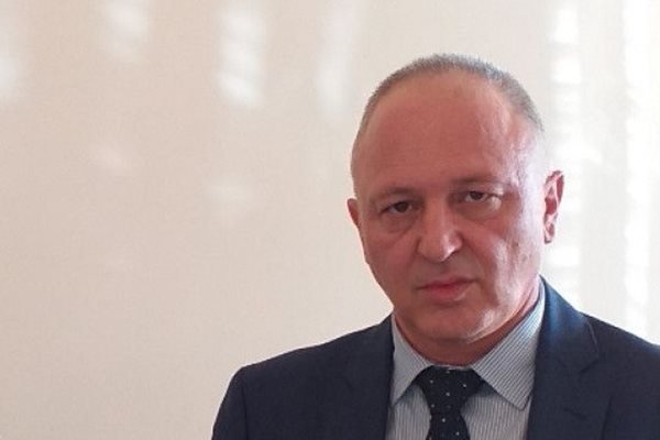 Искат уволнението на бившия апелативен прокурор на Варна и като магистрат