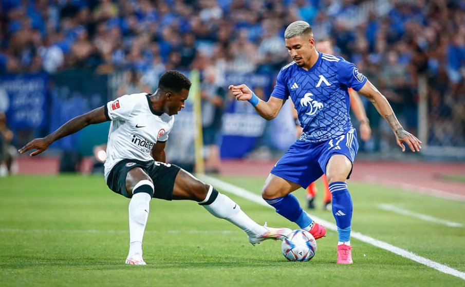 Попиляха Айнтрахт от критики преди реванша с Левски