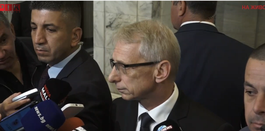 ПЪРВО В ПИК TV! Денков похвали министрите и посочи от какво зависи стабилността на сглобката (ОБНОВЕНА/ВИДЕО)