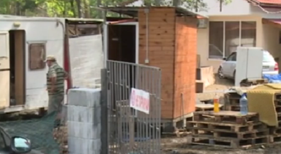 Погнаха каравани и бунгала по Южното черноморие