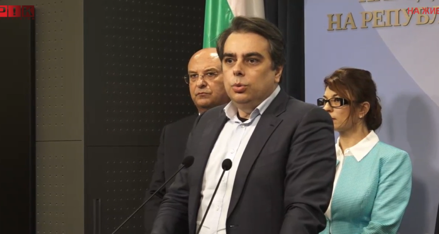 ПЪРВО В ПИК TV! Асен Василев с новини какви пари ще отпусне кабинетът за потопеното Черноморие (ОБНОВЕНА/ВИДЕО)