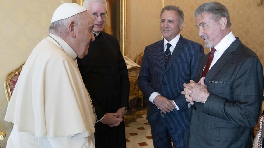 Папата прие Силвестър Сталоун, актьорът му предложи да се боксират