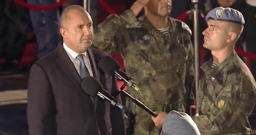 ГОРЕЩО В ПИК! Радев с огромен гаф в Пловдив (ВИДЕО)