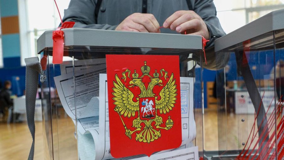 Местните избори в Русия: Подкрепа за Путин, въпреки твърденията за манипулации