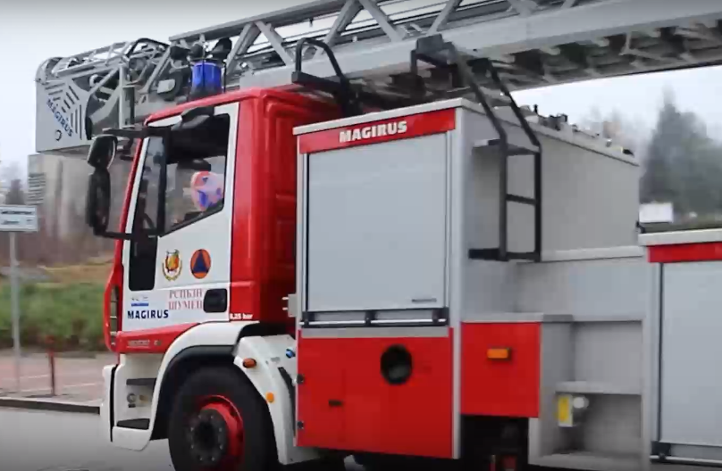 Откриха изгоряла кола с овъглено човешко тяло в Софийско