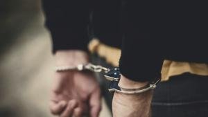 ОТ ПОСЛЕДНИТЕ МИНУТИ: Задържа 28-годишен за среднощното нахлуване с пистолет в блок в Овча купел