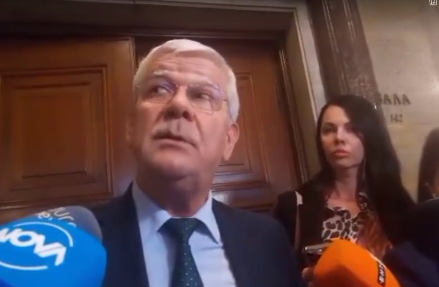 ПИК TV! Изслушаха земеделския министър в парламента. Вътев: Не ме е страх от протести на зърнопроизводителите. Ако премиерът ми поиска оставката - веднага ще я подам (ВИДЕО)