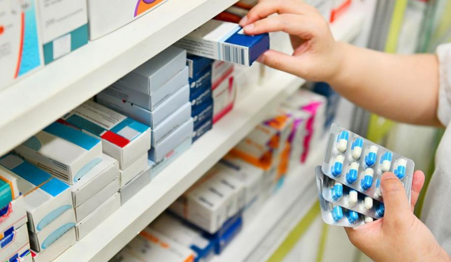 ПРОТЕСТ: Аптеките затварят за два часа заради промените в изписването на лекарства