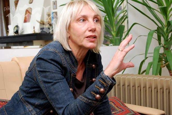 ГРОЗНИЯТ СКАНДАЛ СЕ РАЗГАРЯ! Актрисата Ирен Кривошиева: Напуснах постановката Хага в Народния театър. Политиката е мръсна работа, няма място при изкуството ГРОЗНИЯТ СКАНДАЛ СЕ РАЗГАРЯ! Актрисата Ирен Кривошиева: Напуснах постановката Хага в Народния театър. Политиката е мръсна работа, няма място при изкуството