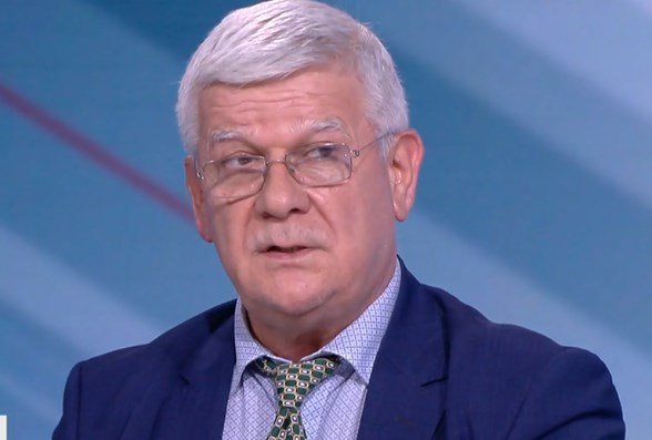 Земеделският министър: Докато не се приемат лицензионните режими и количества зърно, от Украйна няма да влезе нищо у нас. Чакам протестиращите, ако ще и в 2 ч през нощта...Най-лесно е да подам оставка