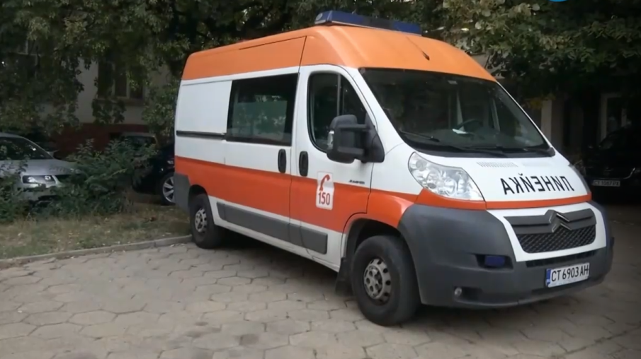 Какво е състоянието на двамата простреляни от барикадиралия се мъж в Стара Загора