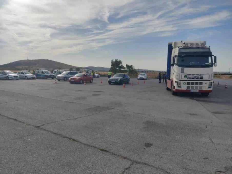 Мащабна специализирана операция по пътищата на Сливенско