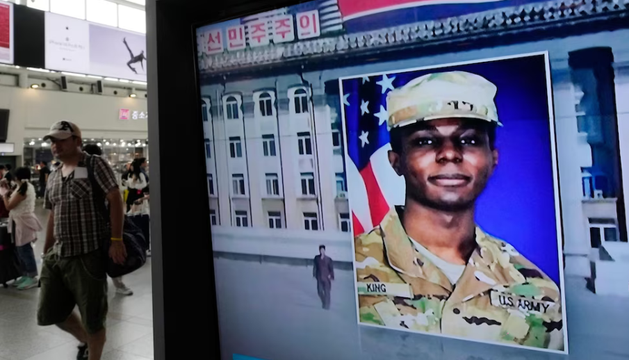 Северна Корея депортира американския войник, потърсил убежище