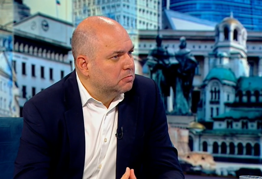 КАПАНЪТ ЩРАКНА! Владислав Панев: Въглищните централи ще спрат работа далеч преди 2038 г. КАПАНЪТ ЩРАКНА! Владислав Панев: Въглищните централи ще спрат работа далеч преди 2038 г.