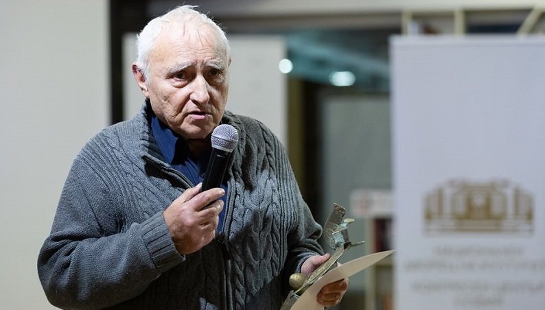 Почина литераторът Светлозар Игов