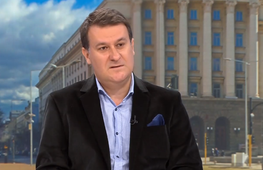 Доц. Милен Любенов: ГЕРБ ще иска повече министри след ротацията, ако ППДБ загубят на местния вот