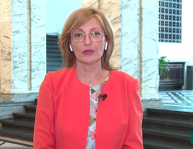Екатерина Захариева: Опозицията осъзнава, че вотът на недоверие няма да мине