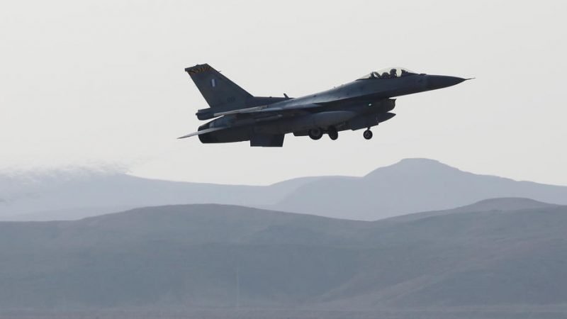 Американски Ф-16 свали турски дрон в Сирия