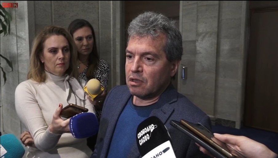 ПИК TV! ИТН бие аларма за скандалната поръчка за закупуването на Страйкъри (ВИДЕО)