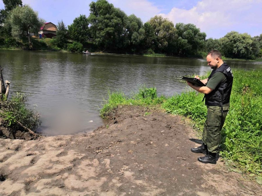 Кукла в чувал, изплувал от Струма, вдигна полицията на крак