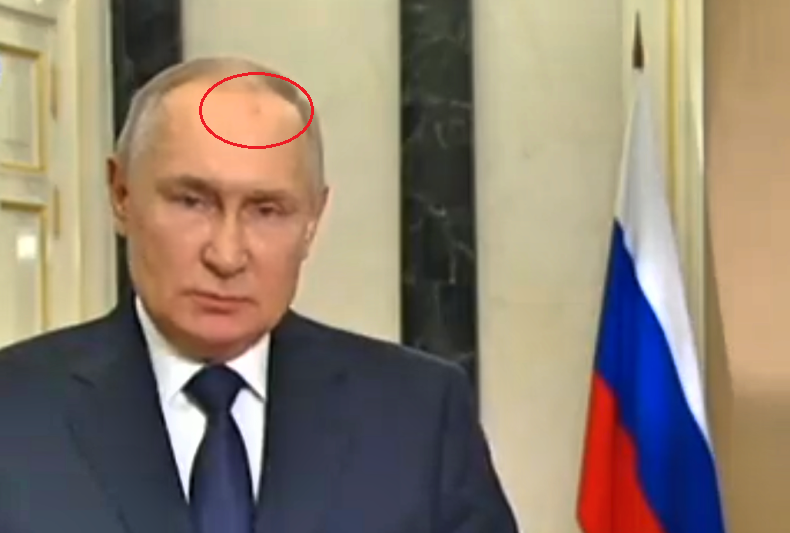 Путин обясни защо е започнал войната в Украйна, но друго привлече вниманието на аудиторията (ВИДЕО) Путин обясни защо е започнал войната в Украйна, но друго привлече вниманието на аудиторията (ВИДЕО)