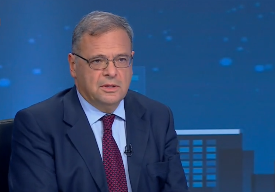 Министър Румен Радев в обяснителен режим за бъдещето на въглищните централи