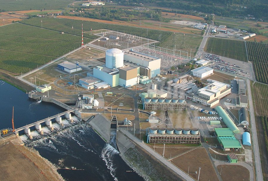 На 700 км от България: Спряха ядрената централа в Словения заради теч