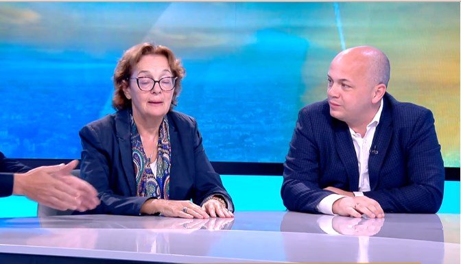 Експерти: Некоалицията страда от вътрешна шизофрения - държат се като опозиция. Управлението влиза от криза в криза, но няма да падне, докато Пеевски диктува