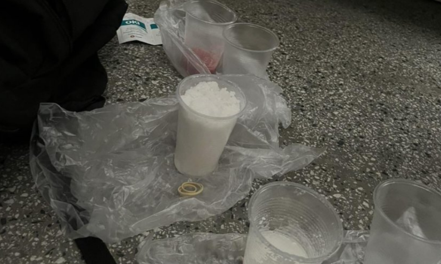 Полицията в Бургас арестува 30-годишна жена с голямо количество метамфетамин