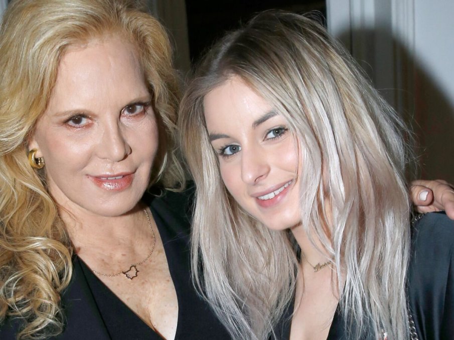 Силви Вартан с трогателно послание за рождения ден на дъщеря си