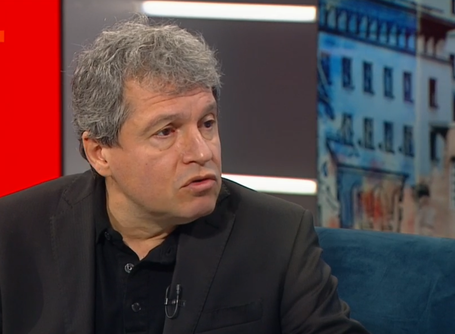 Тошко Йорданов: Възможно е правителството да се разпадне преди следващия вот на недоверие