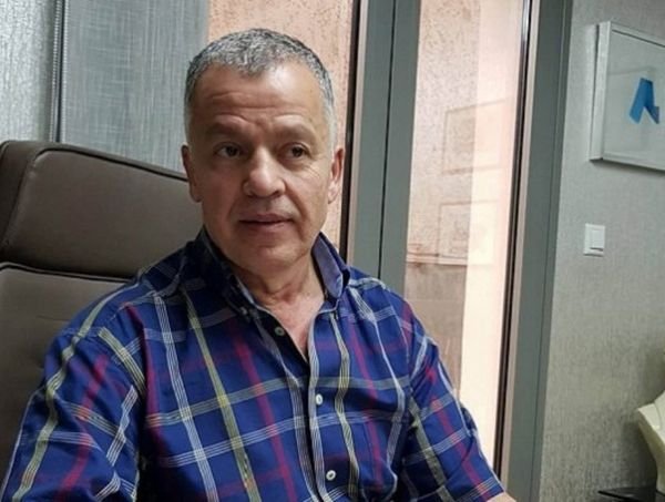 Топ експерт обясни защо частните болници не трябва да правят обществени поръчки