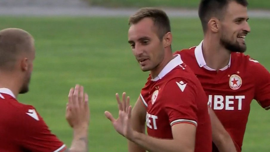 ЦСКА се разделя с ненужен халф