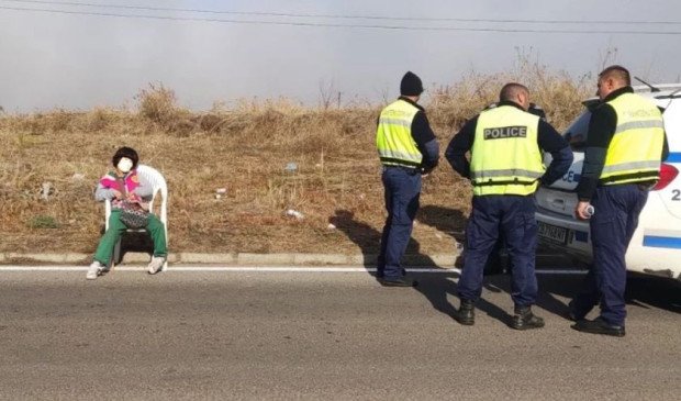 НЕЧОВЕШКО: Изоставиха саката сирийка край Свиленград