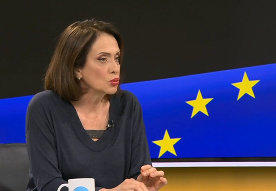 Надежда Нейнски: България постоянно е в ролята на молител за Шенген