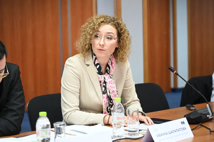 Министър Шалапатова обяви: Безработните са над един милион