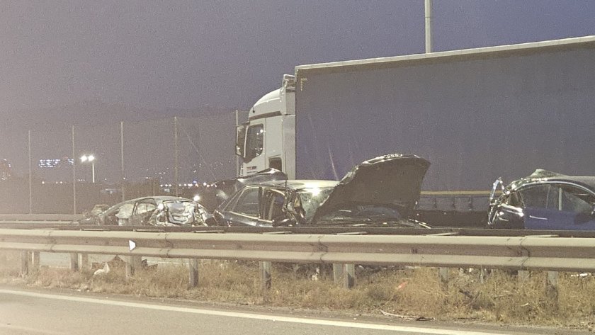 Прокуратурата повдигна обвинение на поляка с тира, който помля пет коли