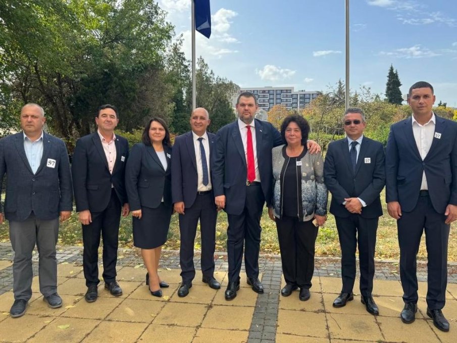 Делян Пеевски, съпредседател на ПГ на ДПС, от Кърджали: Вашата задача е да сте победители, ние се ангажираме с подобряване на живота на хората в общините (СНИМКИ)