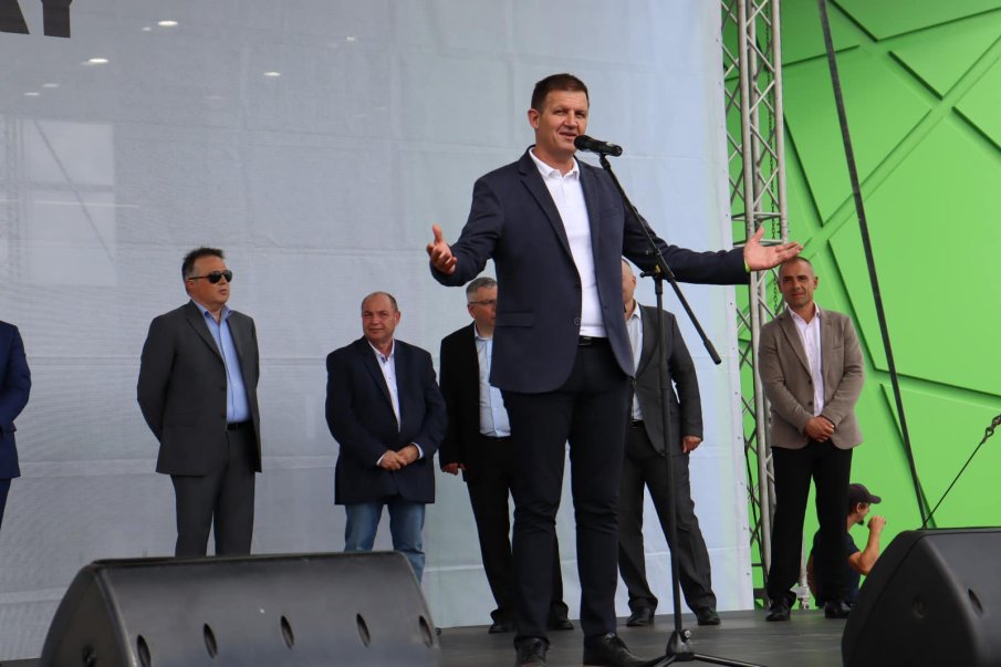 ДРАМА В ХАСКОВО: Кандидатът на ГЕРБ дръпна на опонентите с два пъти повече проценти, но отива на балотаж
