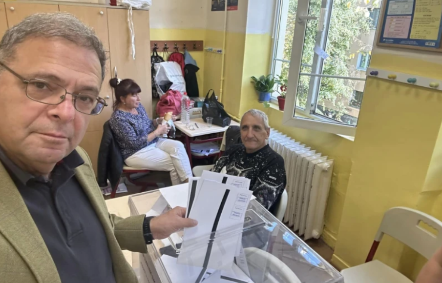 Заради министър: Заплашиха да анулират изборите