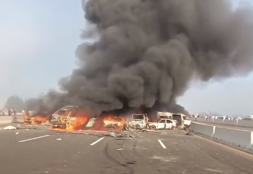 АДСКА КАТАСТРОФА В ЕГИПЕТ: Над 30 души загинаха, повечето тела са овъглени