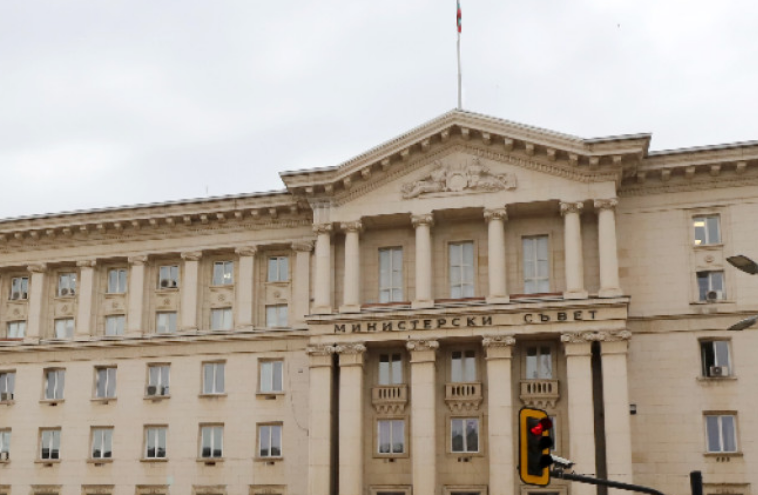 Синдикатите обсъждат с кабинета индивидуална осигурителна вноска