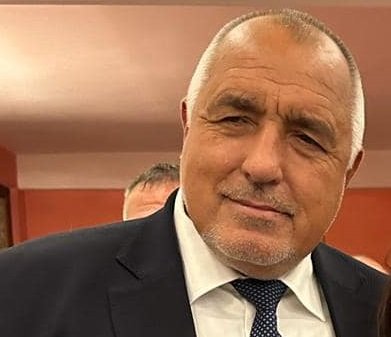 ЗА ПРЪВ ПЪТ: Борисов показа внучката (СНИМКА)