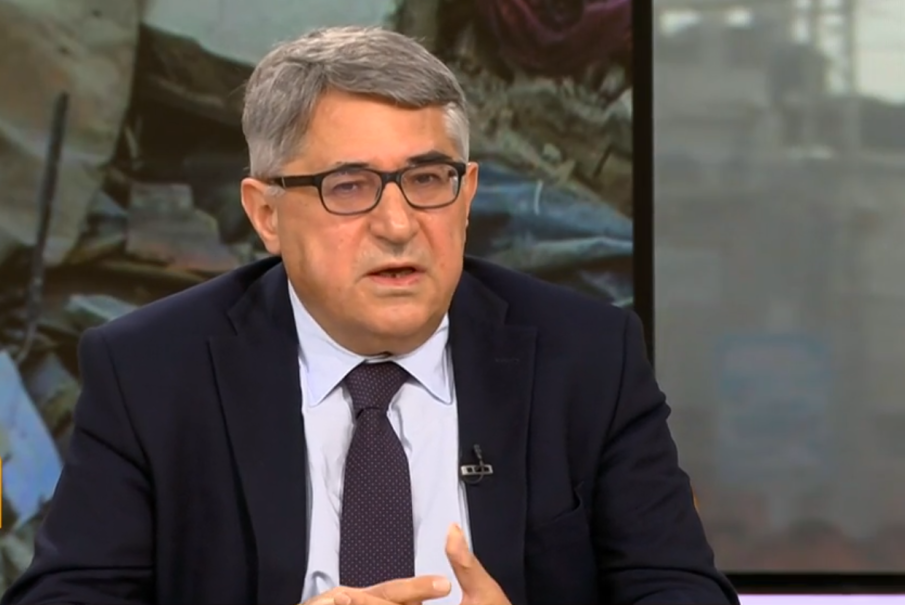 Проф. Румен Кънчев: Издаването на паспорти няма да помогне на заложниците на Хамас с български произход