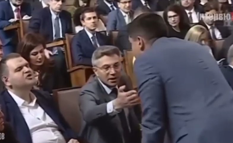 Руди Гела голям го вади, плаши Пеевски: Казах му какво ще му се случи с главата, ако го ударя един път. На Карадайъ ръчичката можех да му я завра... (УНИКАЛНО ВИДЕО)