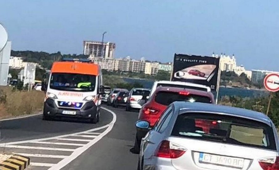 Един е загинал, а 11 са ранени при катастрофи за един ден