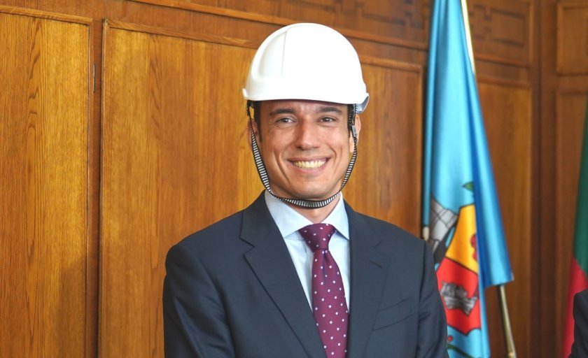 Общинар от ГЕРБ се оплака: Ако Терзиев взима 1 лев заплата, моята ще бъде 63 стотинки